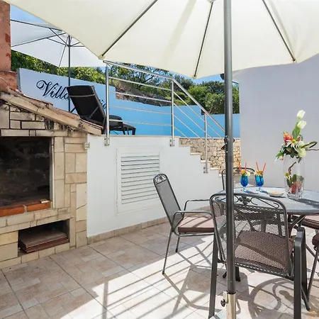 House Andre Nerezisca