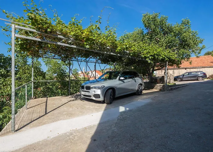 Dom wakacyjny House Andre Nerezisca